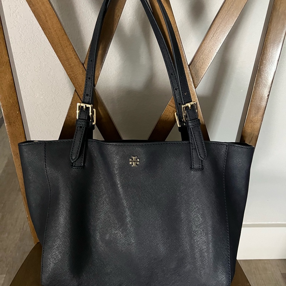 TORY BURCH Navy Blue Saffiano Robinson Tote Free Shipping